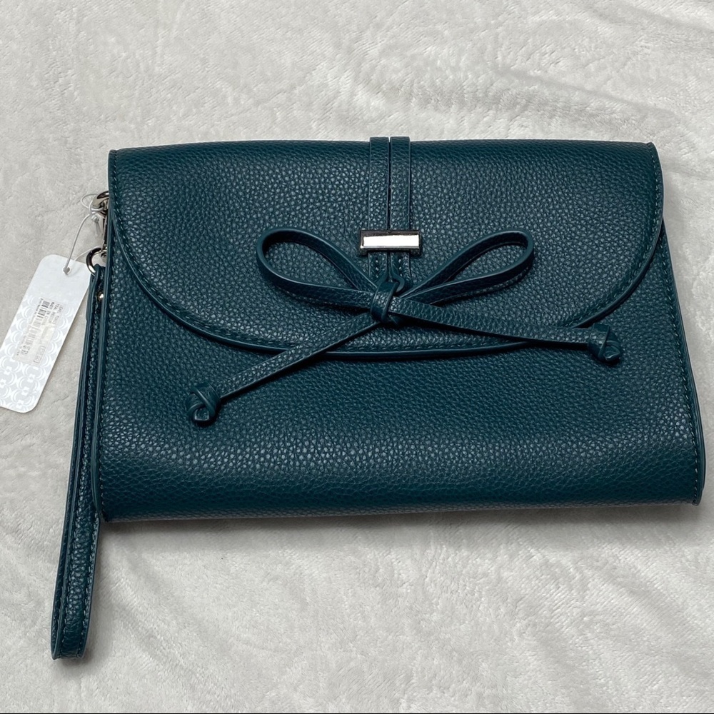 Charming Charlie Teal Clutch Wristlet Purse